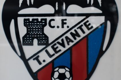 01 C.F. Torre Levante