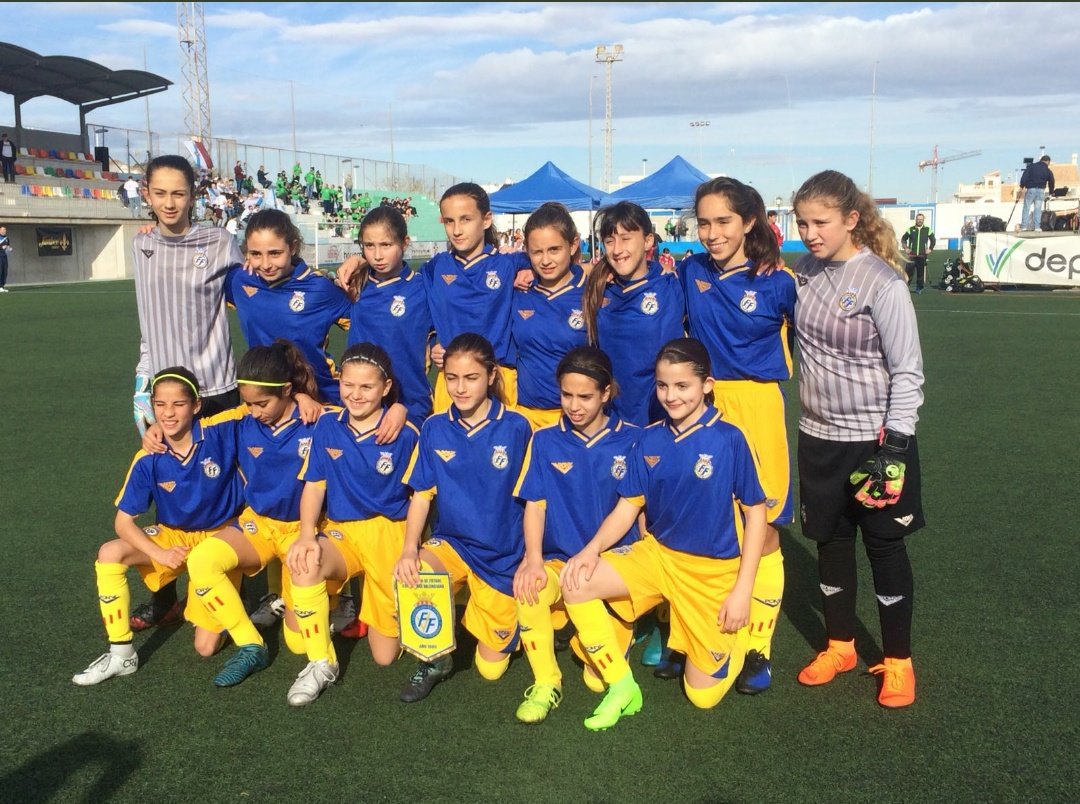 La Selección Sub-12 Femenina comienza a - FFCV