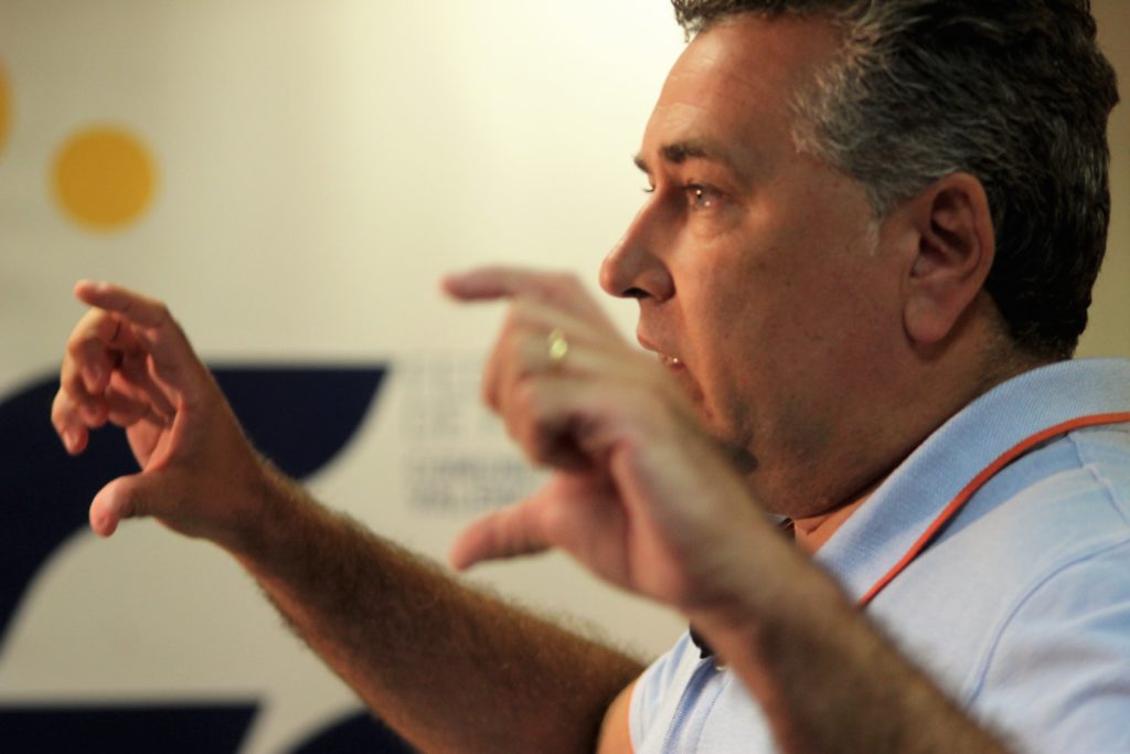 22 agosto - Charla informativa a periodistas de Vicente Lizondo