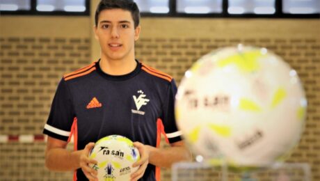 Joan Miguel, jugador de la Selecció sub19 de futsal