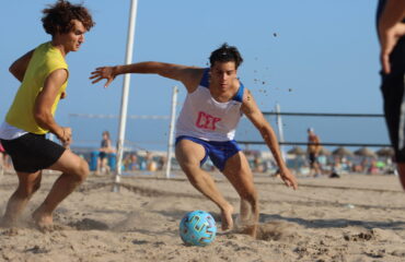 28 jul Entrene Selecció juvenil fútbol playa Patacona