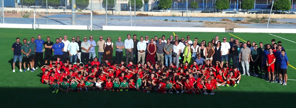 Inauguració del Camp Municipal de Benetússer reconstruït per la FFCV després de la dana