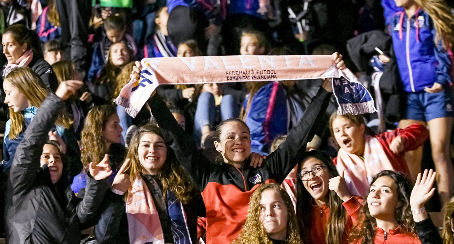 IZQ_20_4194 festa soc valenta