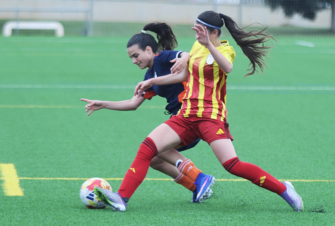 Claudia Tendillo jugadora selección valenciana sub16