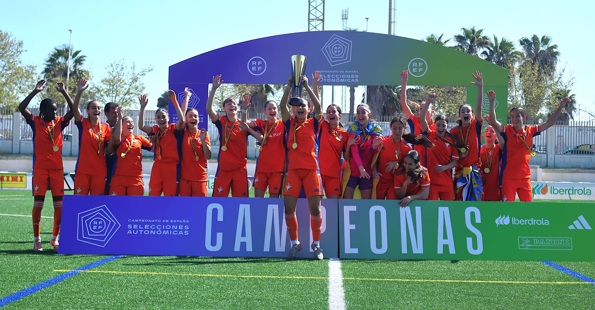 La Selecció Valenciana Valenta sub14 de Luis Sánchez, campeona de España 2025/2026 en Torrevieja