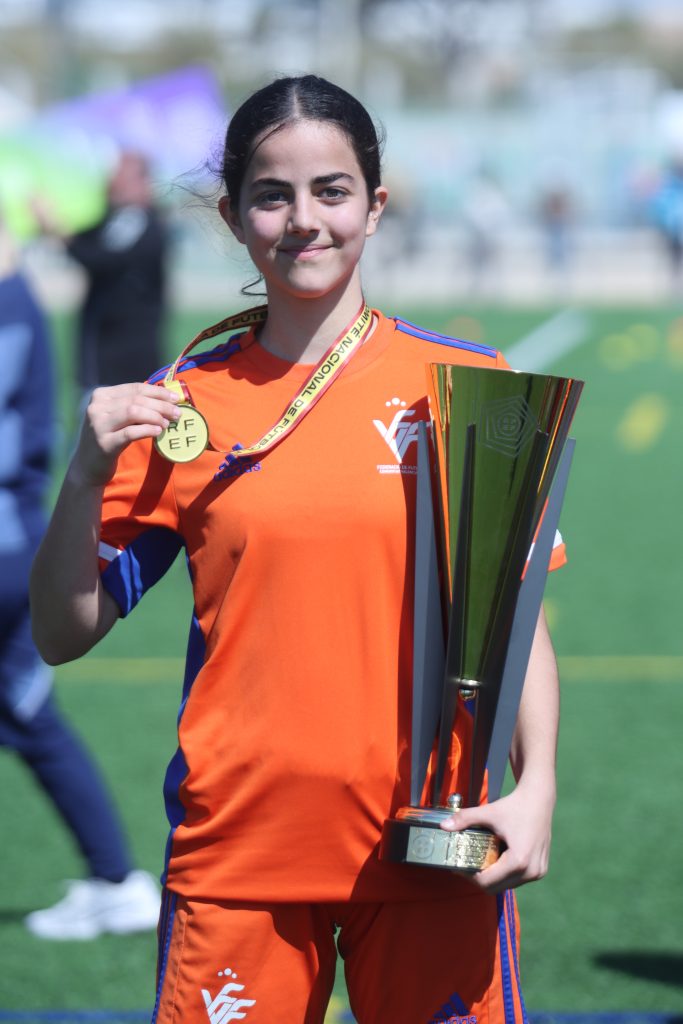 Ester Medina con Selecció Valenciana sub14