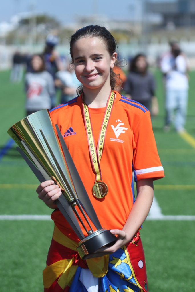 Elena Buendía con Selecció Valenciana sub14