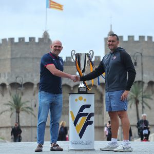 Edu Palomares (UE Tavernes Valldigna) y Fernando García (CD Onda) previa final La Nostra Copa