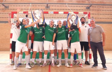 20 jun CD Santa Ana recibe de Gomar las dos copas: Lliga i subcampeonas de La Nostra Copa