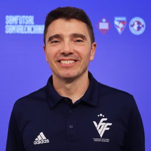 Álex Martínez, seleccionador de la Selecció Valenciana Valenta de fútbol sala, temporada 26/27