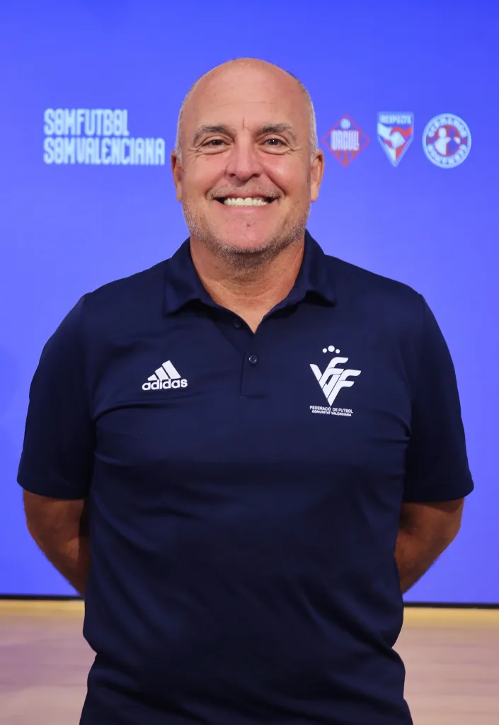 Jorge Bartual, entrenador de porteras de la Selecció Valenciana Valenta
