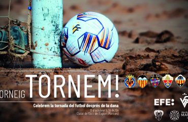 Cartel del II Torneo Tornem! con un balón junto a una portería embarrada, escudos de los clubes participantes y logos de la Agencia EFE y la FFCV