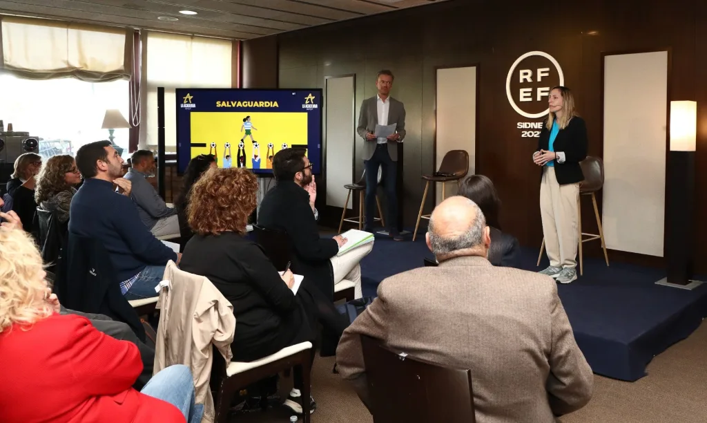 Sesión de la jornada de formación sobre protección de la infancia de la RFEF con las federaciones territoriales